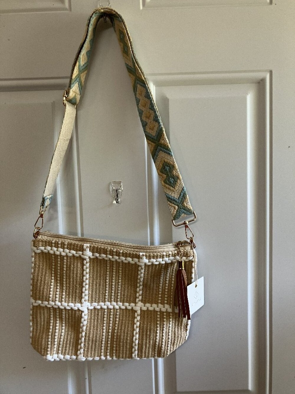Woman's Styline Woven Cloth Purse-Tan